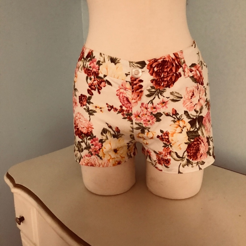 Floral shorts